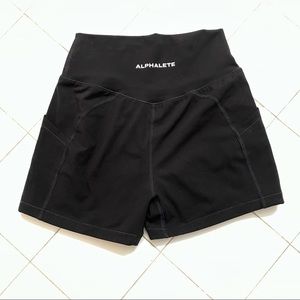 SOLD❤️ (on M) Alphalete Surface Pocket Short